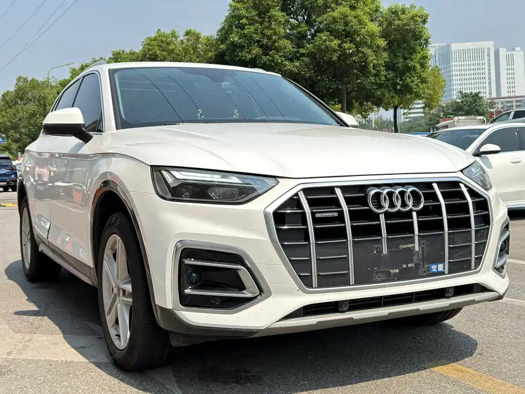 Audi Q5L — миниатюра 5