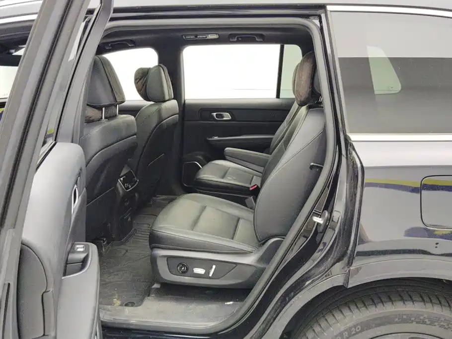 Li Auto Li ONE — миниатюра 11