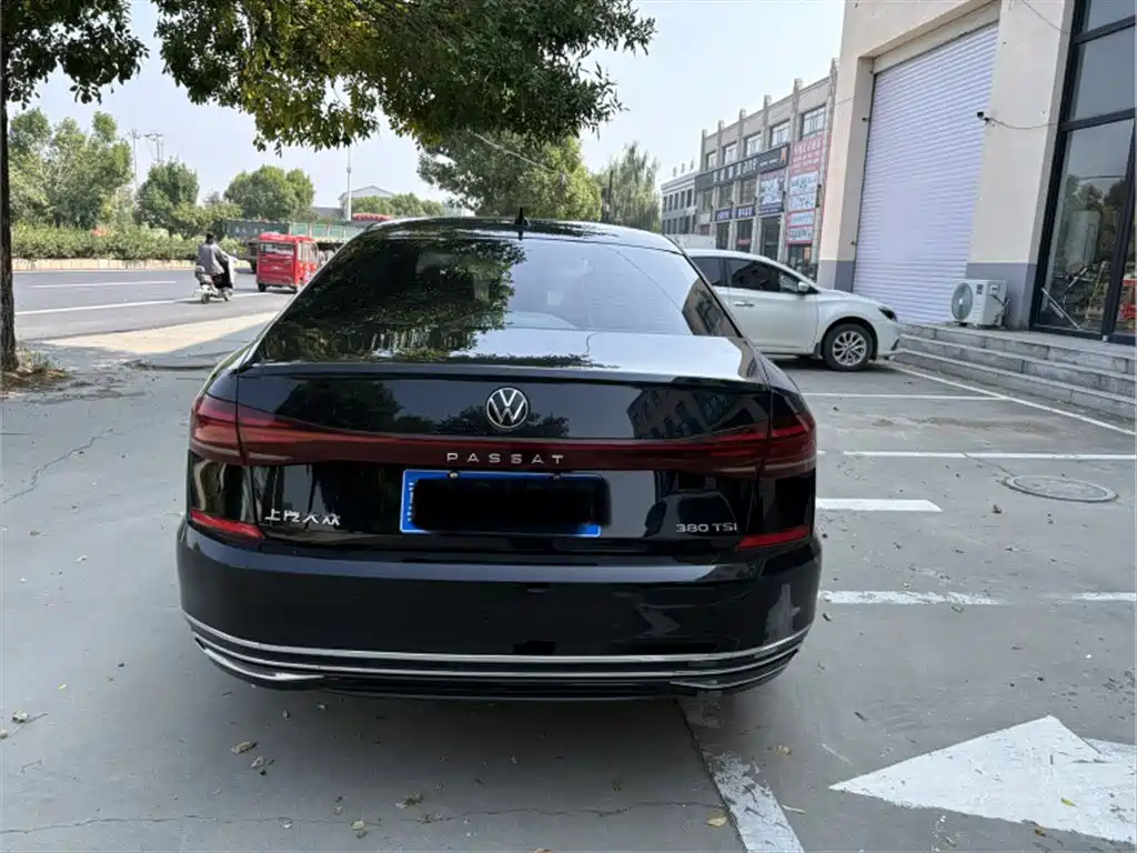 Volkswagen Passat — миниатюра 8