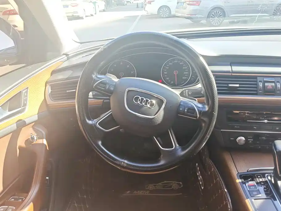 Audi A6L — миниатюра 15