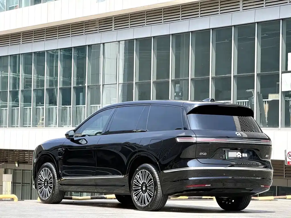 NIO ES8 — миниатюра 9