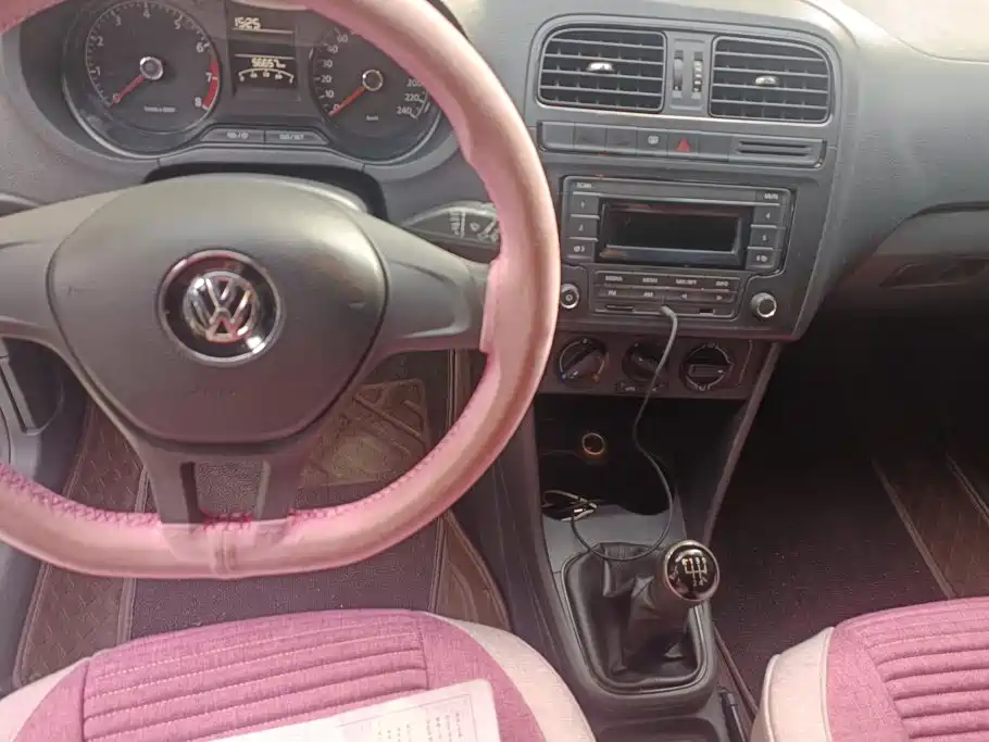 Volkswagen Polo — миниатюра 12