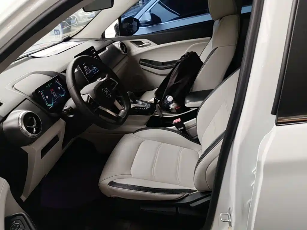 BYD Yuan Pro — миниатюра 15
