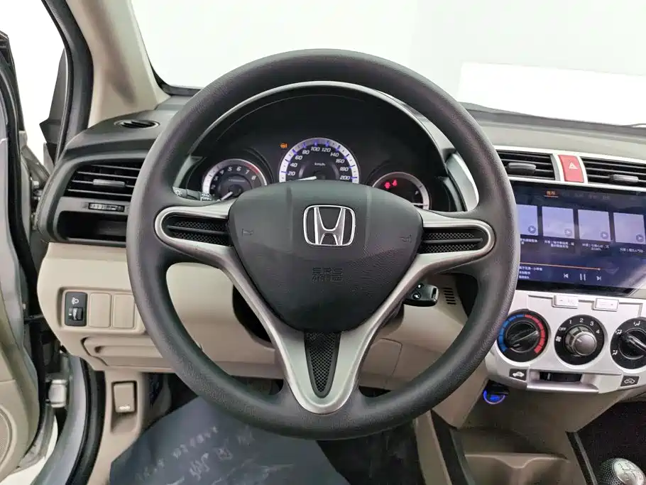Honda City Classic — миниатюра 15