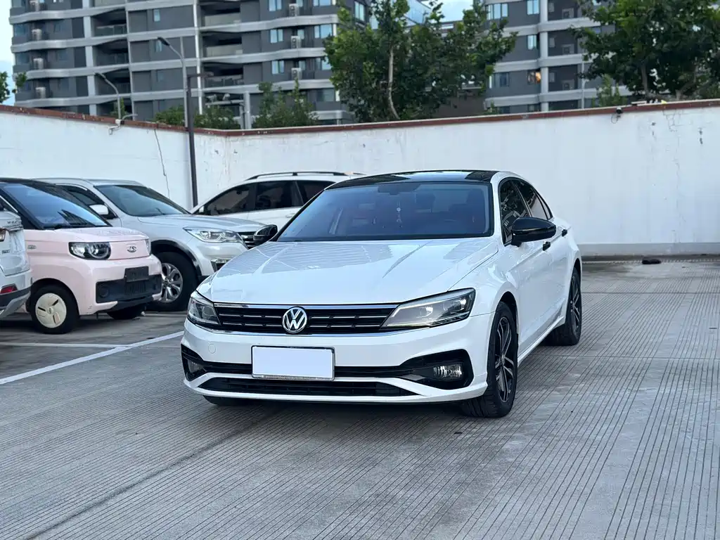 Volkswagen Lamando