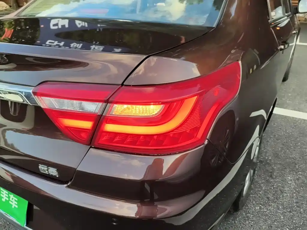 Geely Vision — миниатюра 8
