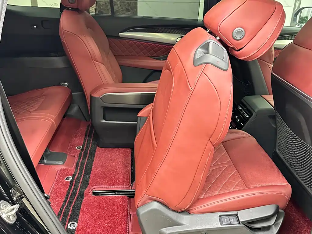 Audi Q6 — миниатюра 12