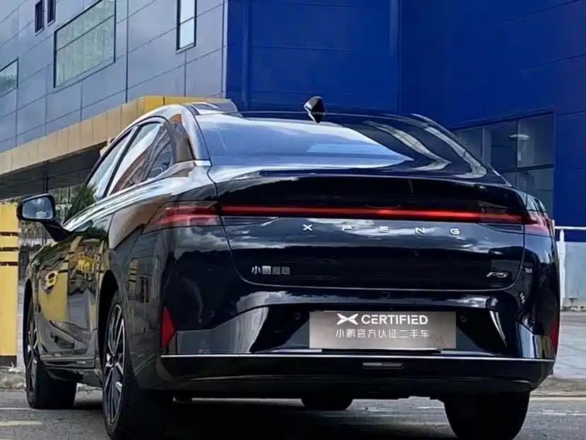 XPeng P5 — миниатюра 9