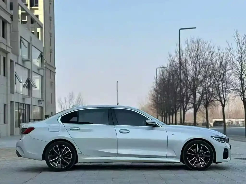BMW 3 Series — миниатюра 9