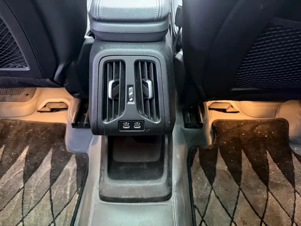 BMW X1 — миниатюра 9