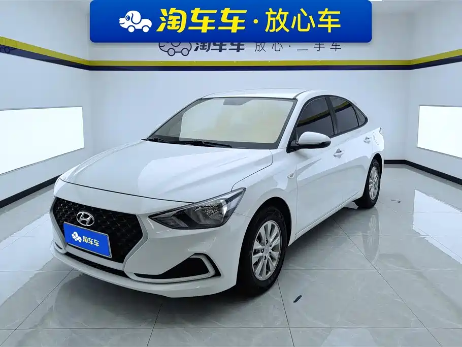 Hyundai Elantra 2022