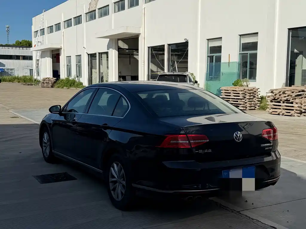 Volkswagen Magotan — миниатюра 4