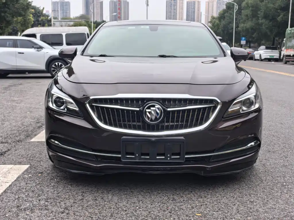 BUICK LACROSSE