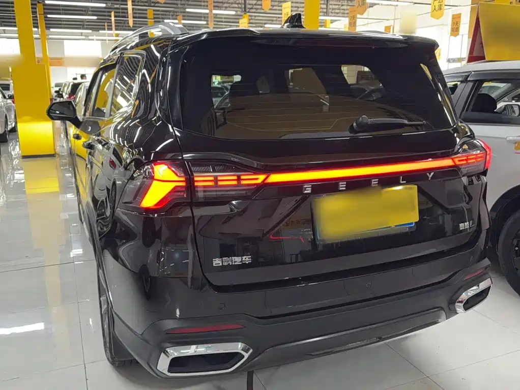 Geely Haoyue L — миниатюра 13