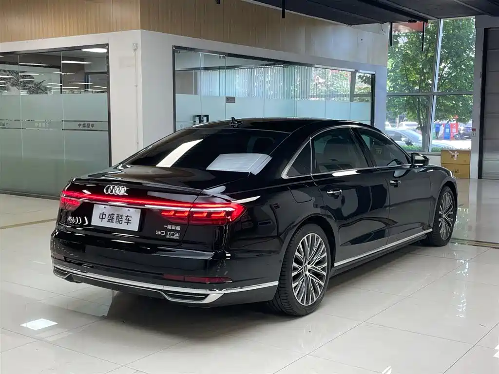 Audi A8 2022 A8L 55 TFSI quattro Luxury