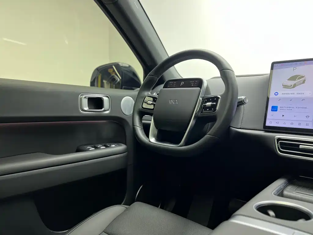 Li Auto Li L6 — миниатюра 12