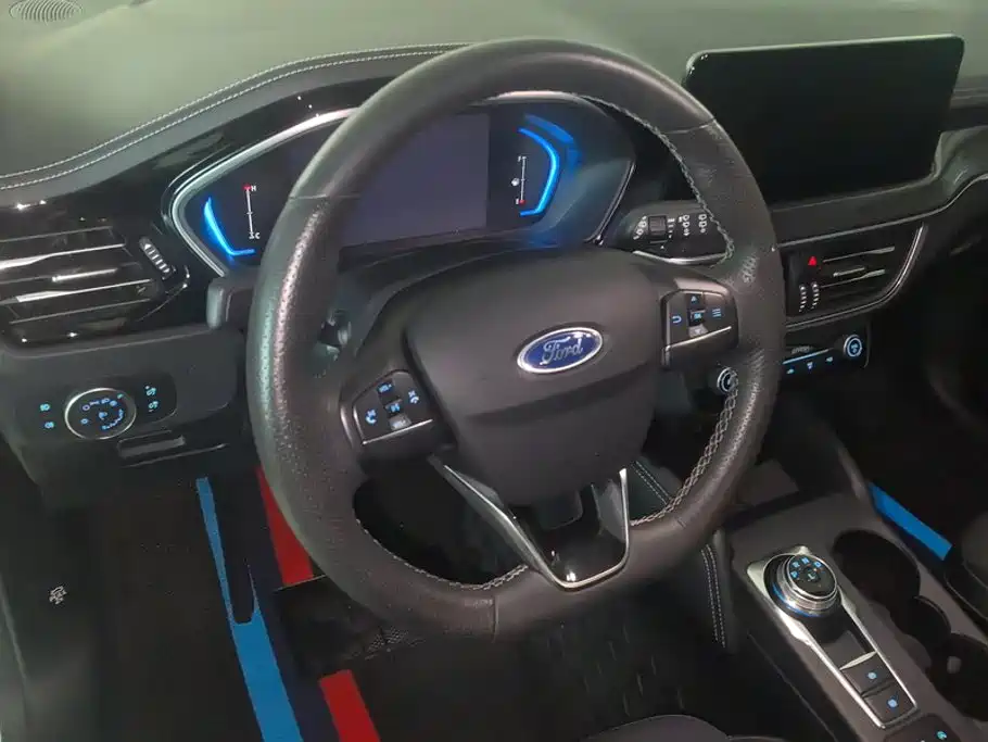 Ford Focus — миниатюра 15