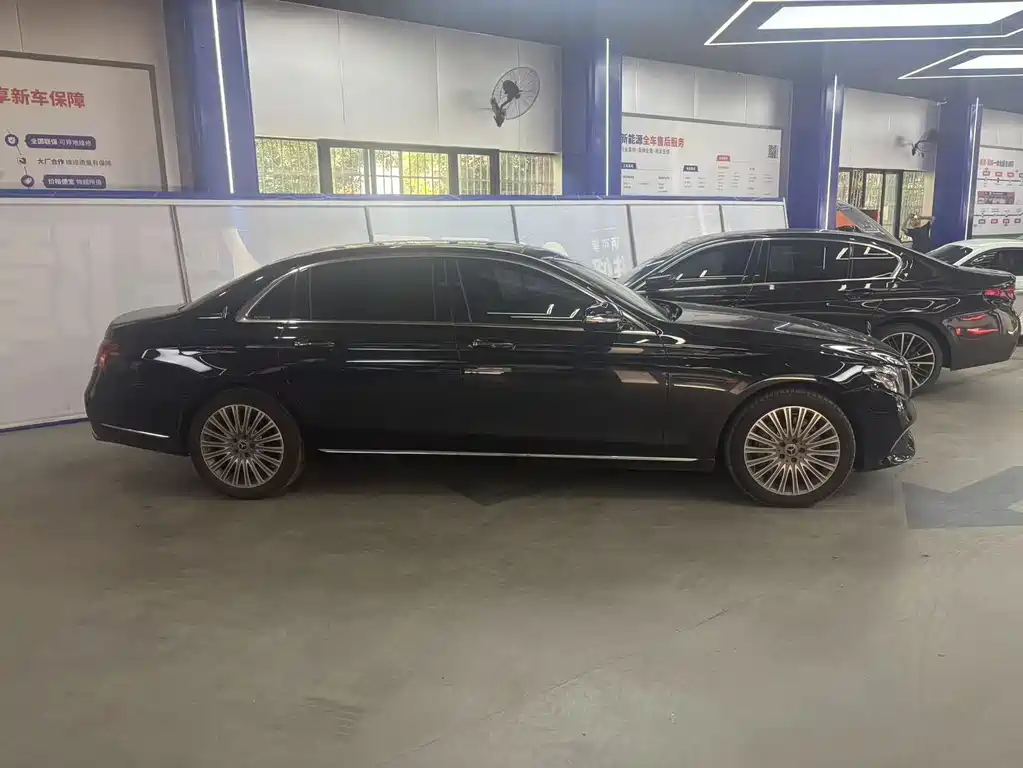Mercedes-Benz E-Class E 2019 E 300 L Fashion