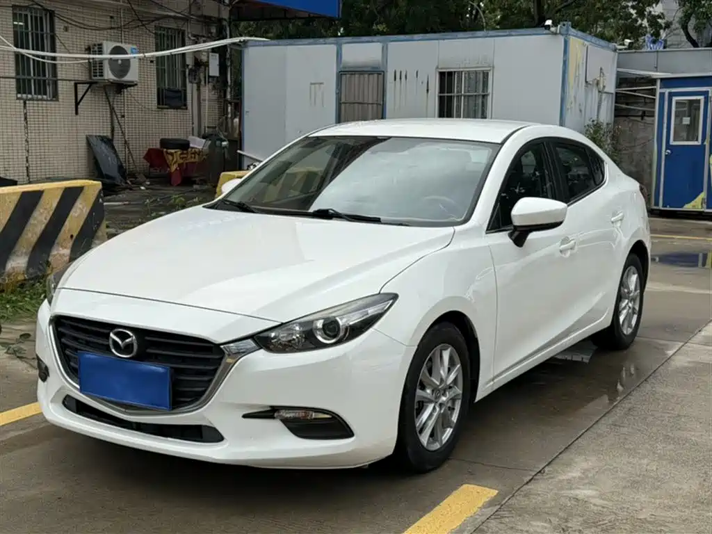 Купить Mazda 3 Axela