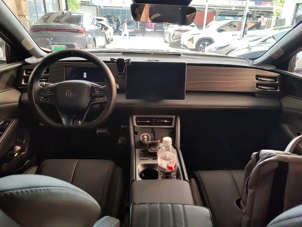 BYD Qin L — миниатюра 10