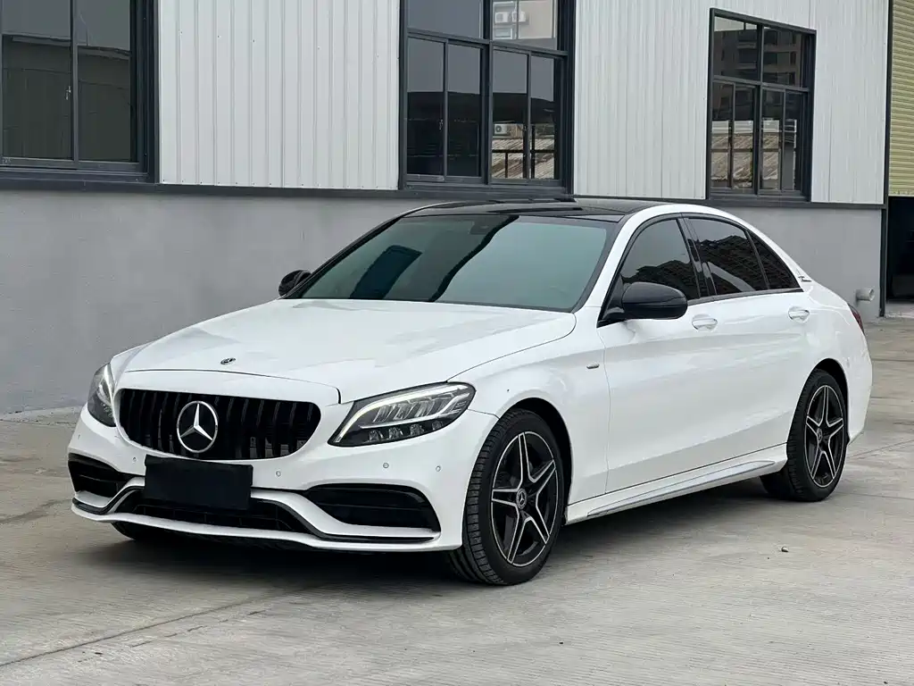 Mercedes-Benz C-Class 2021