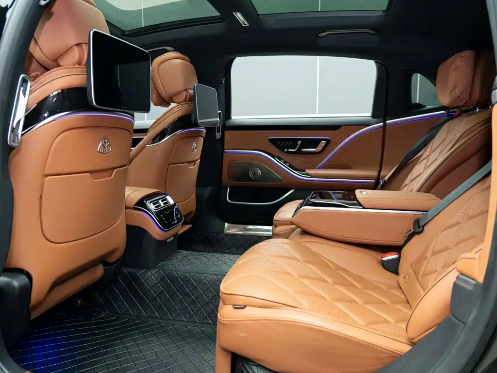 Mercedes-Benz S-Class — миниатюра 11