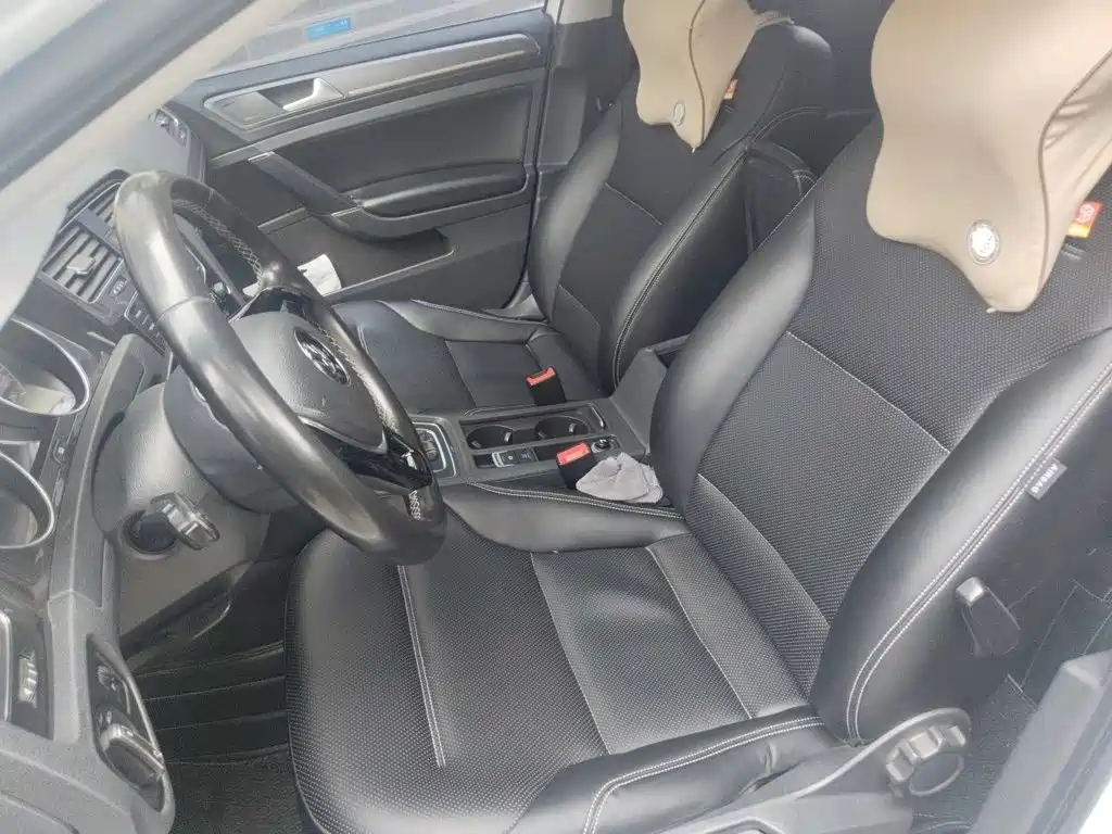 Volkswagen Golf — миниатюра 8
