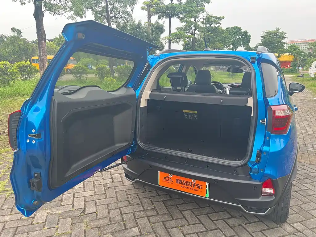BYD Yuan EV — миниатюра 19