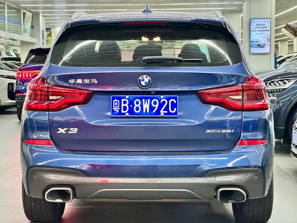 BMW X3 — миниатюра 8