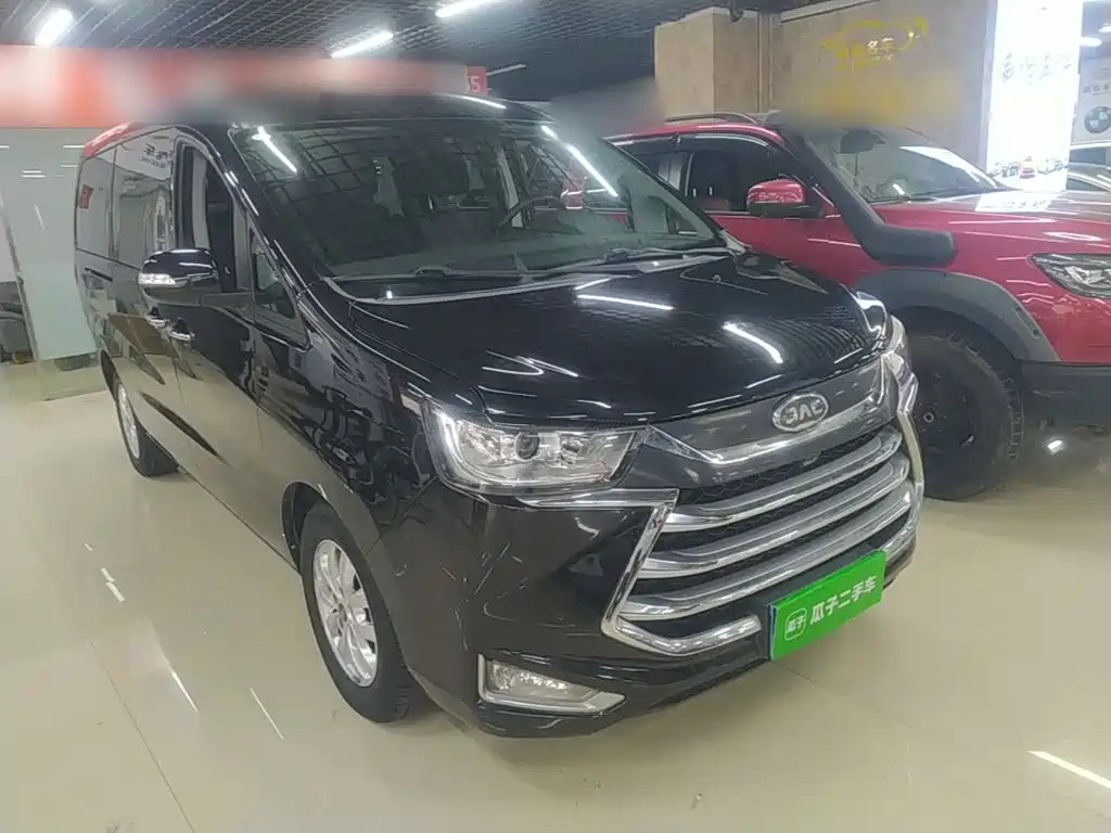 JAC Refine Refine M4 — миниатюра 4