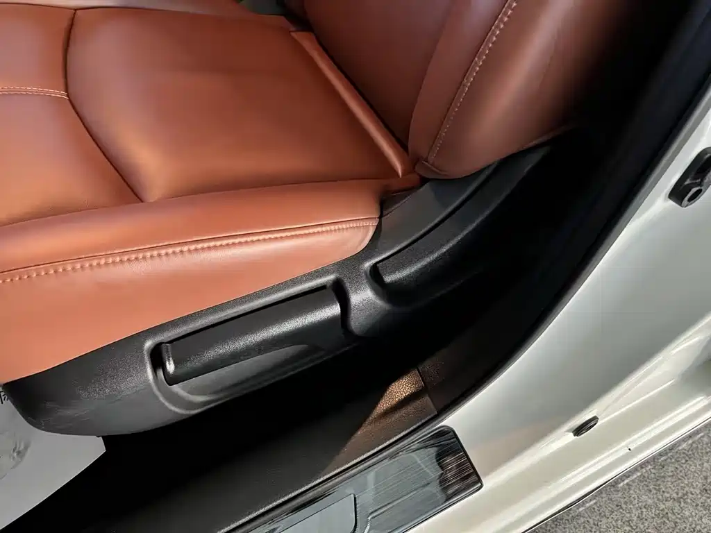 Nissan Sylphy — миниатюра 16