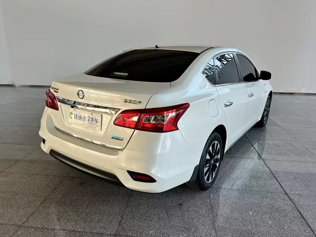 Nissan Sylphy — миниатюра 6