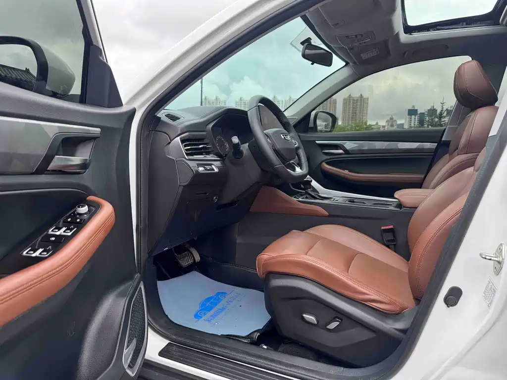 Geely Vision X6 — миниатюра 7