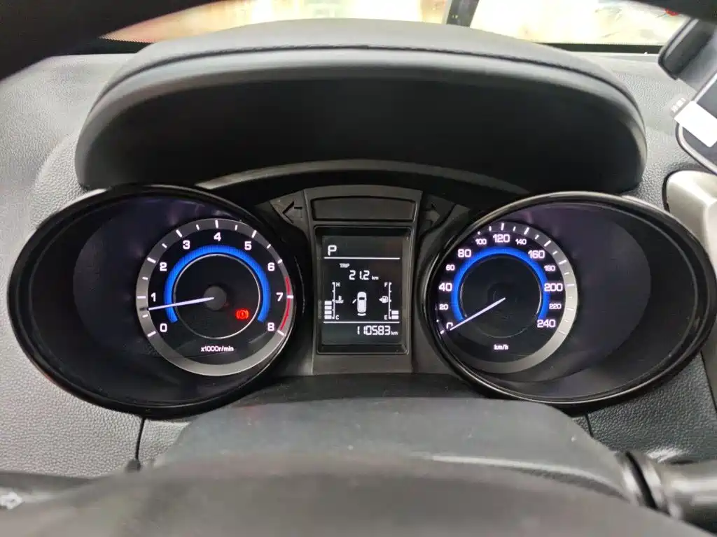 Changan CS15 — миниатюра 4