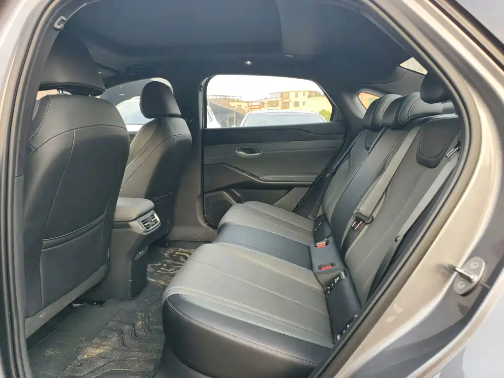 BYD Qin L — миниатюра 16