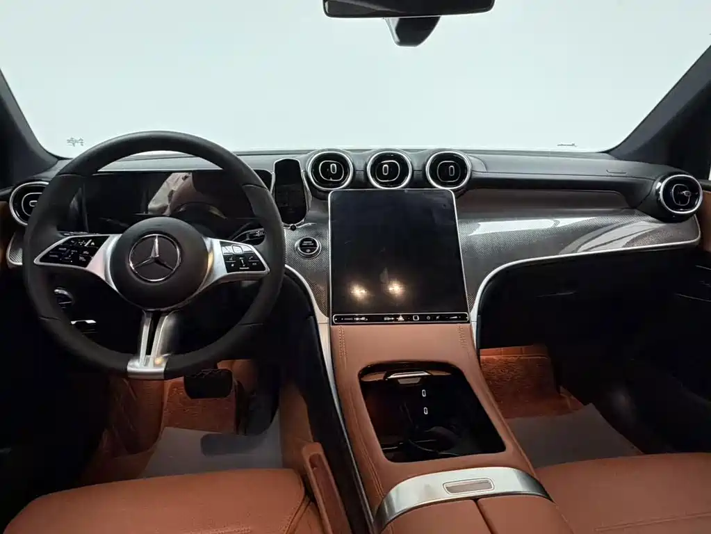 Mercedes-Benz GLC — миниатюра 15