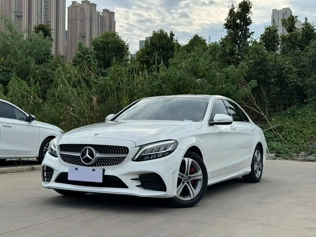 Mercedes-Benz C-Class — миниатюра 3