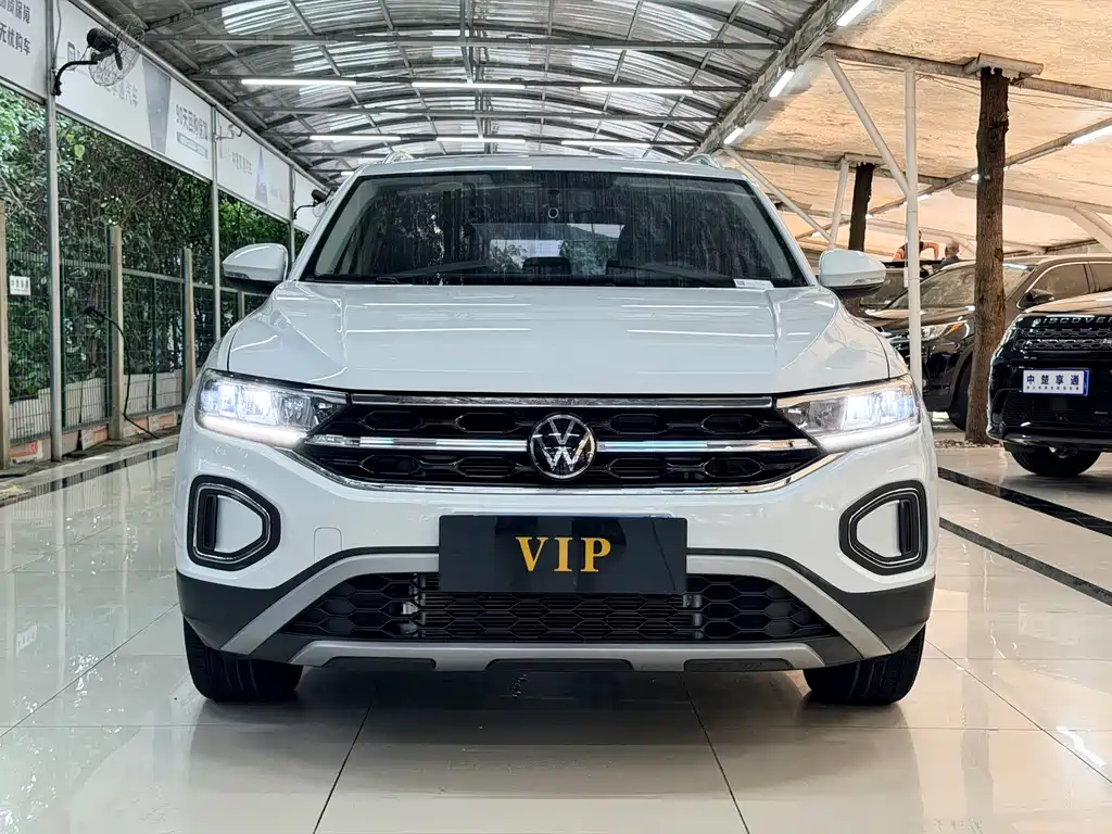 Volkswagen T-Roc — миниатюра 11
