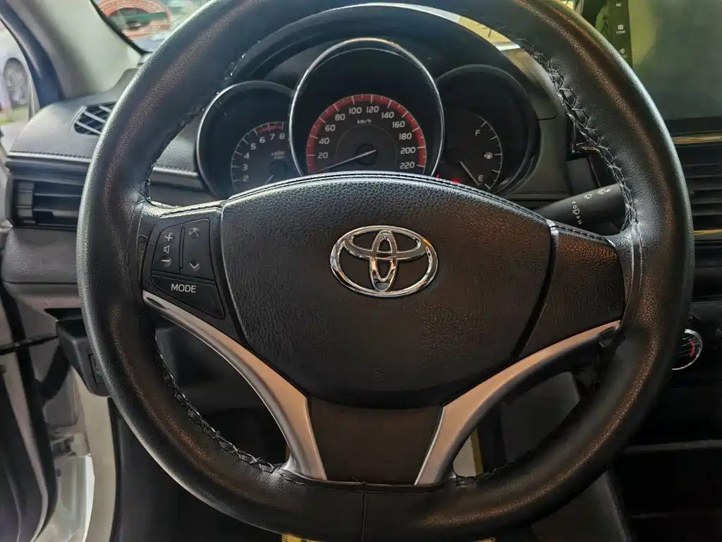 Toyota Vios — миниатюра 15