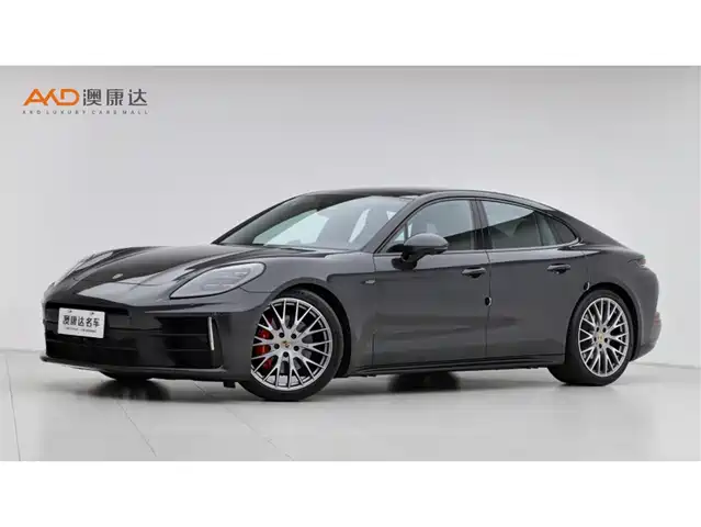 PORSCHE PANAMERA 2025