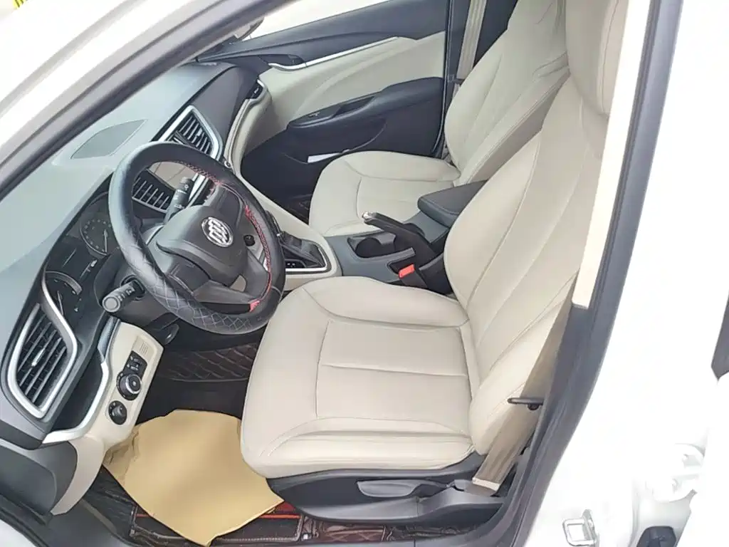 Buick Excelle — миниатюра 15