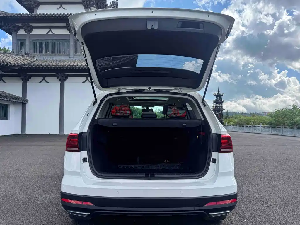 Volkswagen Tharu — миниатюра 20