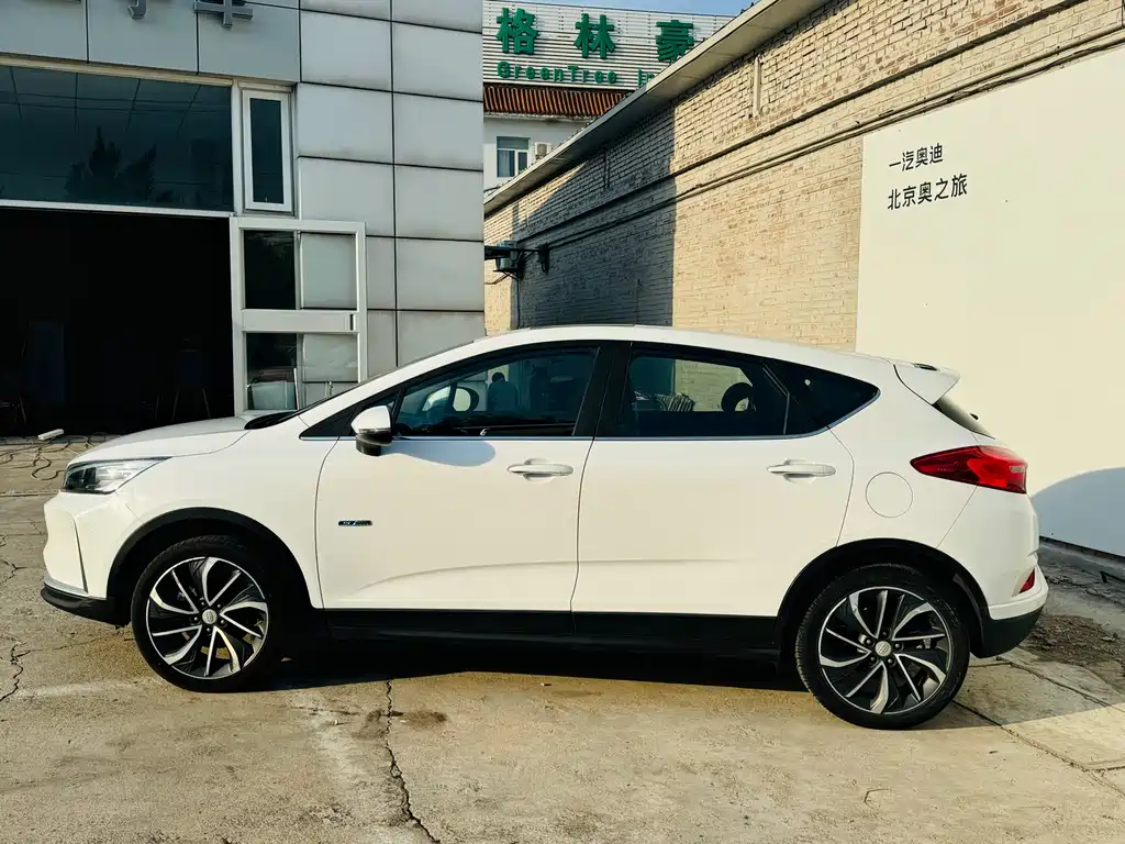 Geely GSe — миниатюра 4