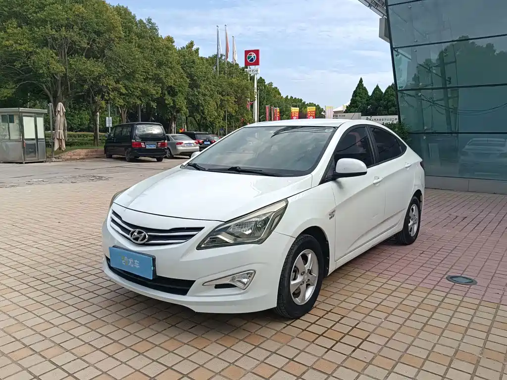 Hyundai Verna