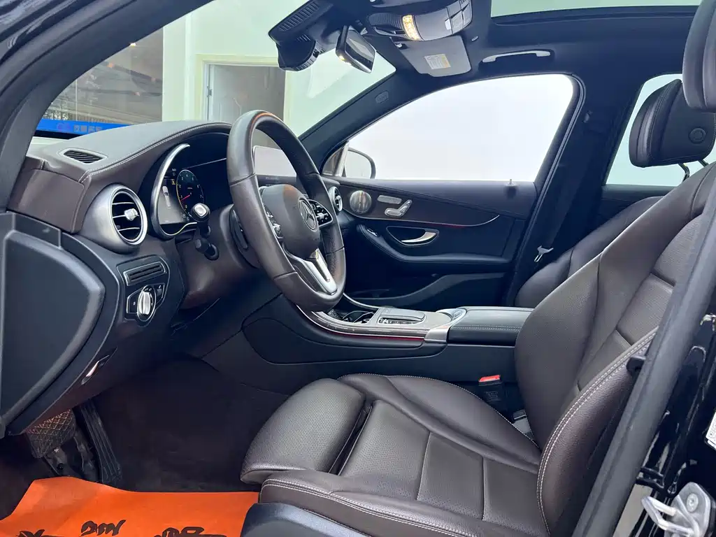 Mercedes-Benz GLC — миниатюра 10