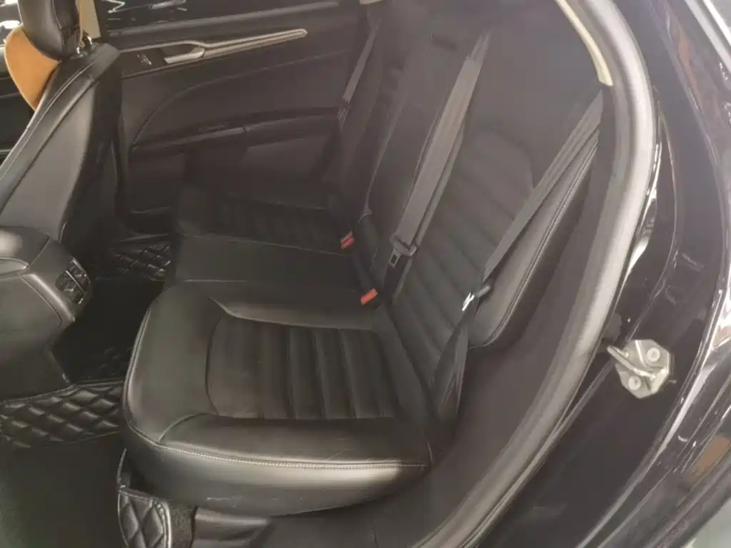 Ford Mondeo — миниатюра 17