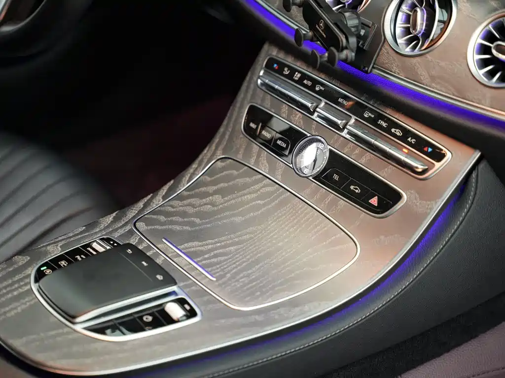 Mercedes-Benz CLS — миниатюра 10