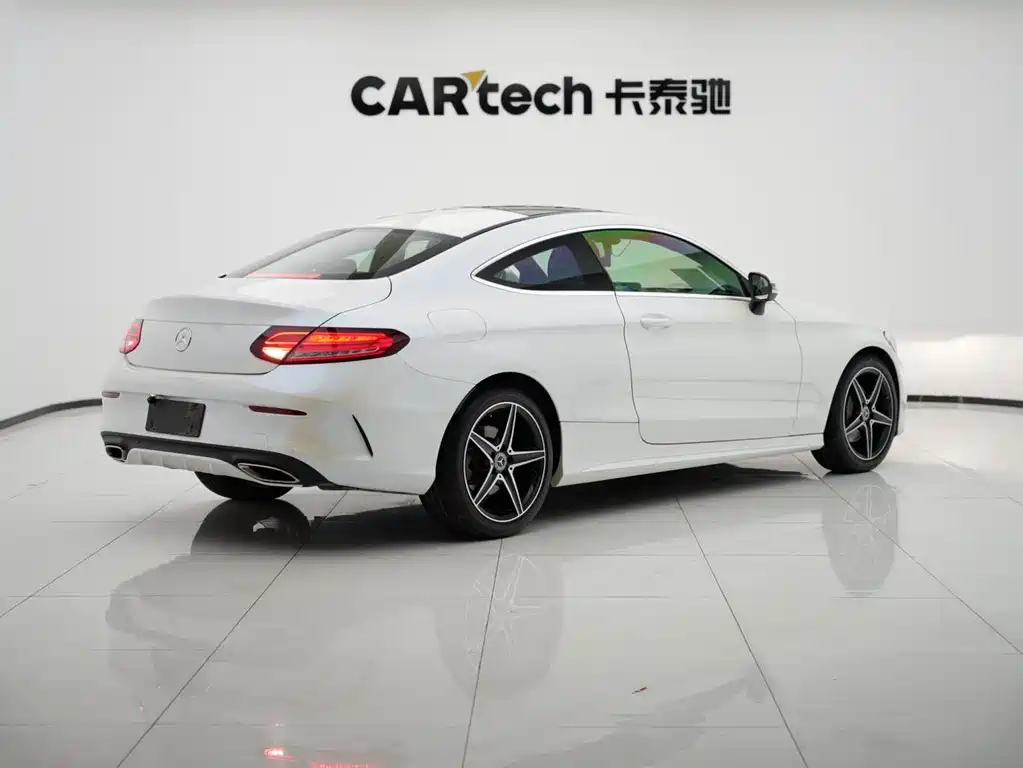 Mercedes-Benz C-Class (Import) — миниатюра 11