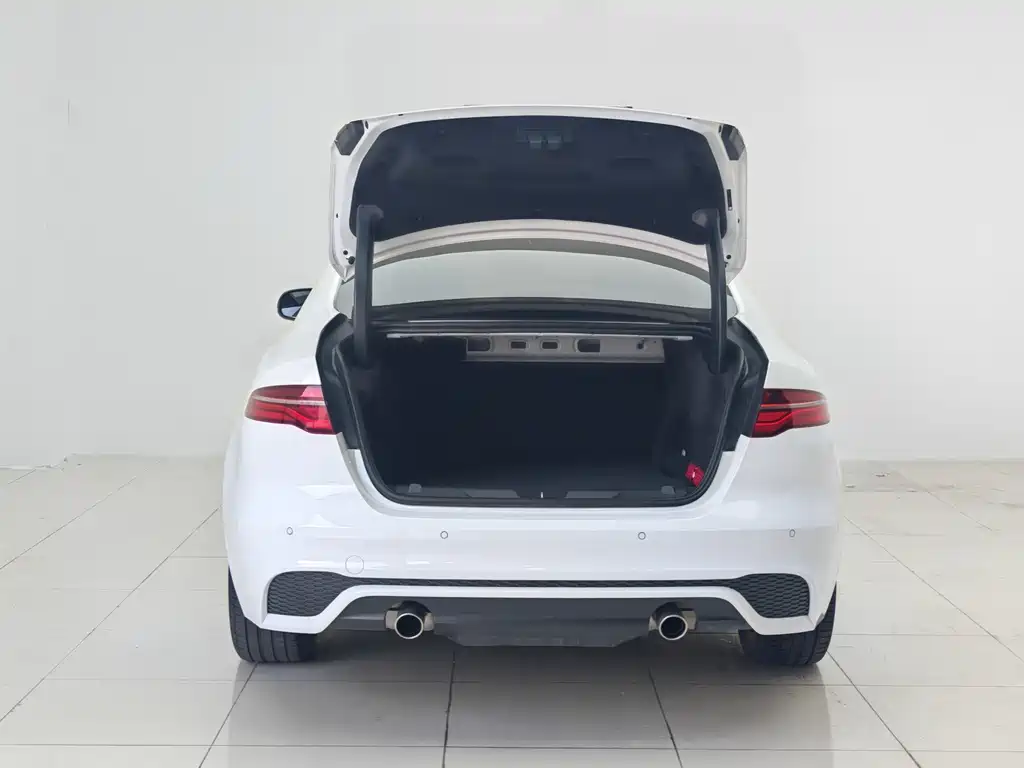 Jaguar XEL — миниатюра 12