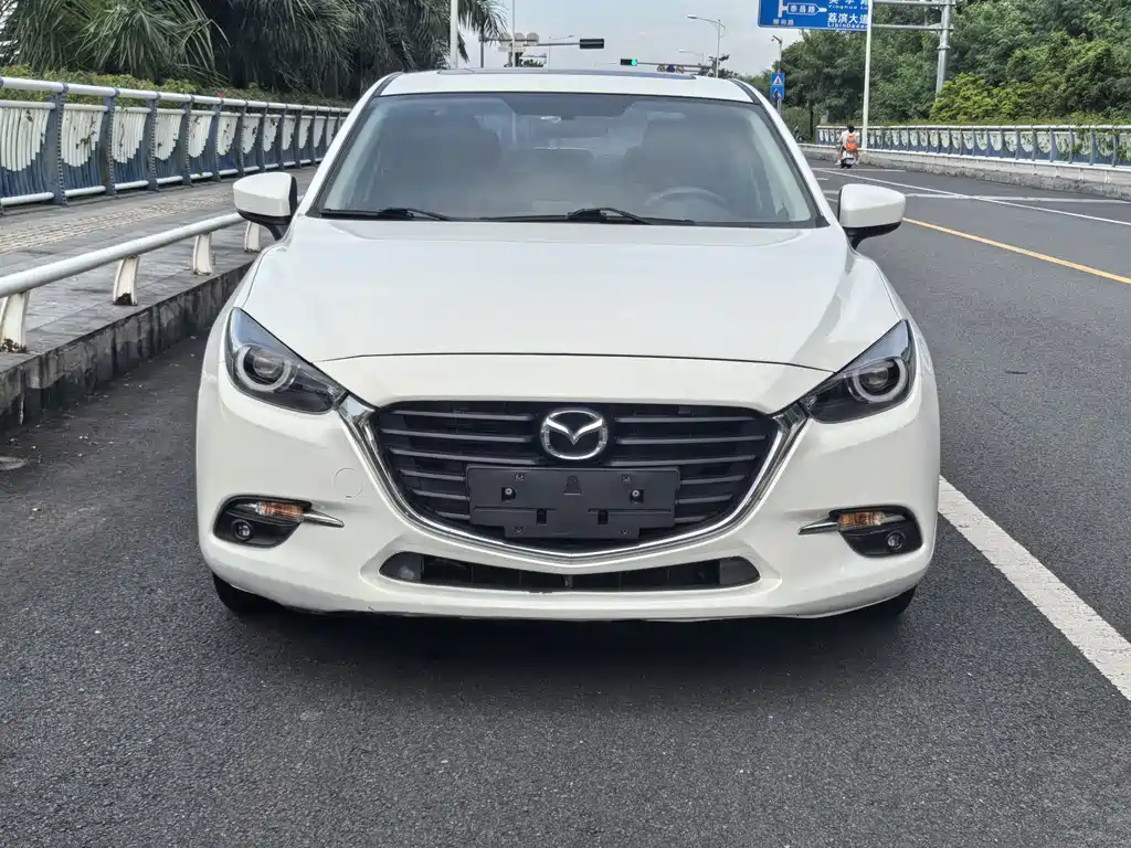 Mazda 3 Axela — миниатюра 2